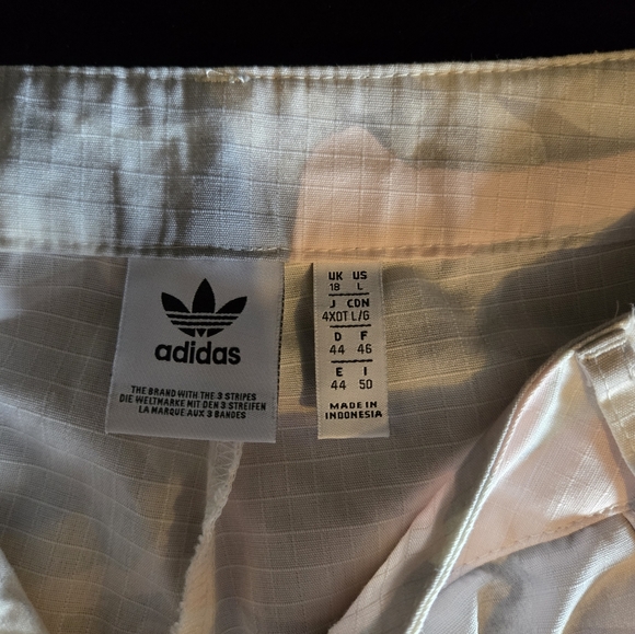 Adidas Pink Camouflage Cargo pants - Picture 2 of 3
